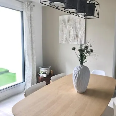 Maison Cosy Avec Terrasse A 10 Minutes Du Centre Holiday home La Rochelle (Charente-Maritime)
