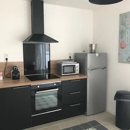 Maison Cosy Avec Terrasse A 10 Minutes Du Centre Holiday home